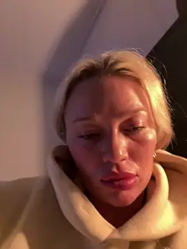 blissdimicco online show from March 4, 2025, 10:38 pm