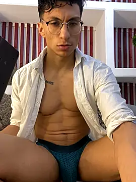 ApoloCruz online show from October 19, 2025, 2:12 am