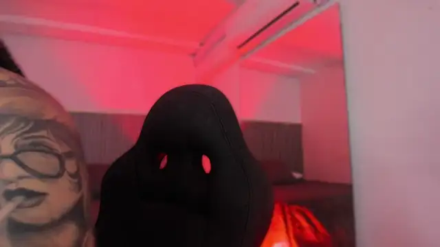 bonnieAn online show from November 25, 2025, 11:21 am