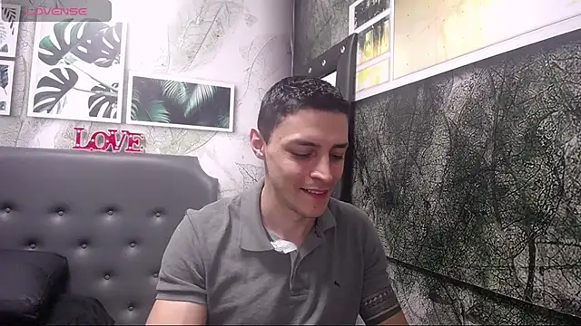 Frank Millers online show from February 6, 2025, 11:32 am