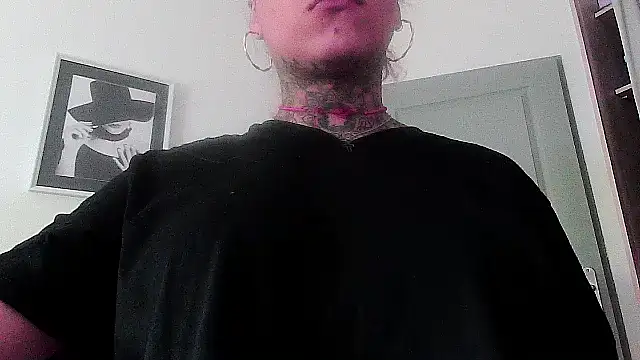 serena  vedette online show from September 30, 2025, 8:52 am