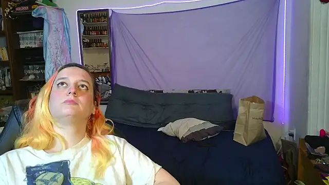 Evelan420 online show from March 10, 2026, 7:52 pm