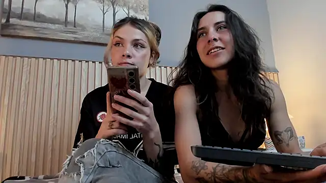 Snapshot of onix_bl4ck chatting on March 20, 2026, 7:30 pm onix bl4ck online show from March 20, 2026, 7:30 pm