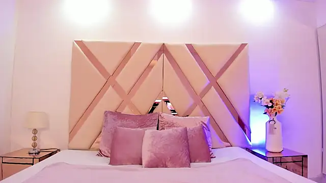 Snapshot of taliarussel chatting on February 5, 2025, 10:01 pm taliarussel online show from February 5, 2025, 10:01 pm