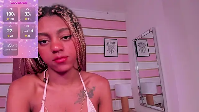 Snapshot of taliarussel chatting on March 13, 2025, 9:48 pm taliarussel online show from March 13, 2025, 9:48 pm