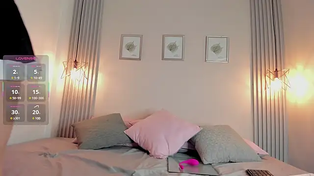 redvelvet  7 online show from February 11, 2025, 12:58 pm