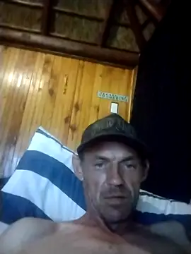 Snapshot of brennaboy chatting on March 21, 2026, 12:37 am brennaboy online show from March 21, 2026, 12:37 am