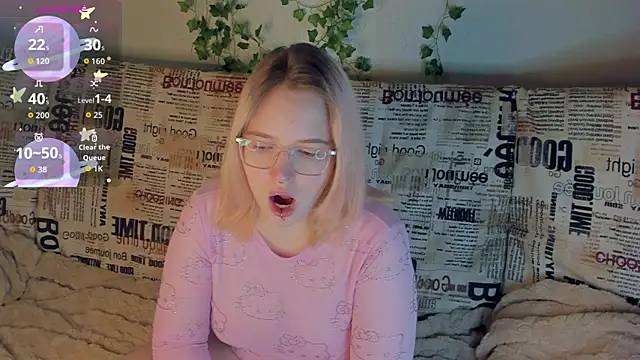 Snapshot of Manic_pixie_ chatting on September 19, 2025, 3:56 pm Manic pixie online show from September 19, 2025, 3:56 pm