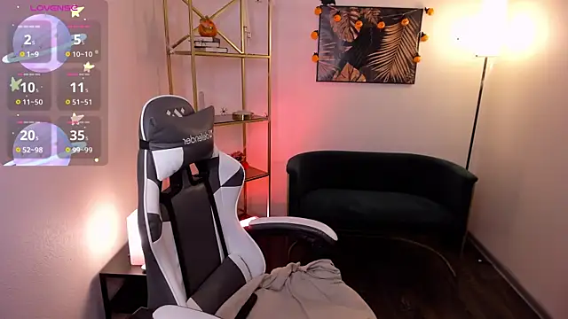 Snapshot of Manic_pixie_ chatting on October 29, 2025, 3:58 pm Manic pixie online show from October 29, 2025, 3:58 pm