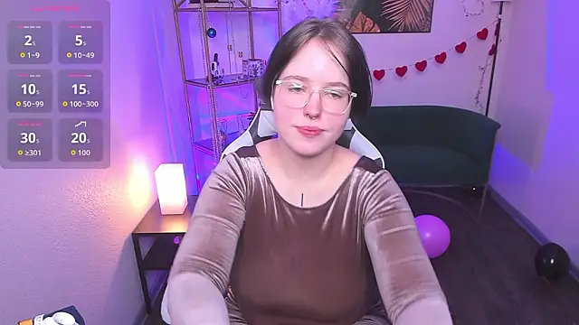 Snapshot of Manic_pixie_ chatting on February 25, 2026, 3:43 pm Manic pixie online show from February 25, 2026, 3:43 pm