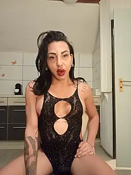 Snapshot of PiccolaDany chatting on September 14, 2025, 5:34 pm PiccolaDany online show from September 14, 2025, 5:34 pm