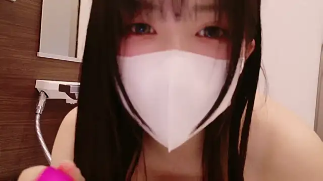 Snapshot of NA-KAREN-V8 chatting on March 3, 2025, 11:33 am NA-KAREN-V8 online show from March 3, 2025, 11:33 am