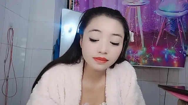 Snapshot of ManMan-520 chatting on February 5, 2025, 5:52 am ManMan-520 online show from February 5, 2025, 5:52 am