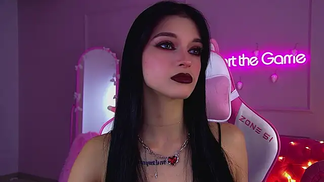 BeverlyMost online show from December 3, 2025, 6:28 pm