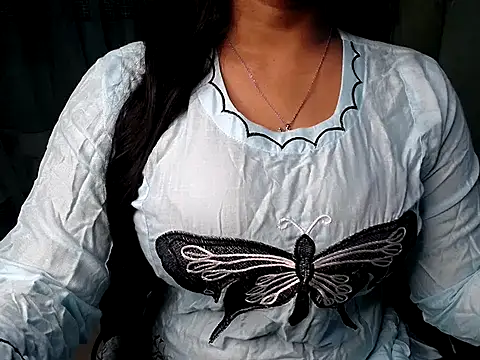 Saanviraa online show from October 7, 2025, 2:31 am