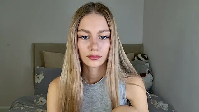 GabriellaOlsen online show from October 30, 2025, 11:33 am