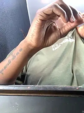 NatyParker online show from October 15, 2025, 12:27 pm