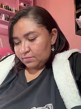 KarlaWild online show from February 12, 2025, 10:04 pm