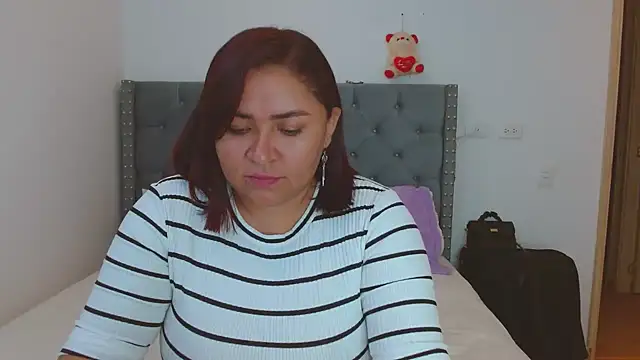 KarlaWild online show from March 4, 2025, 8:05 pm