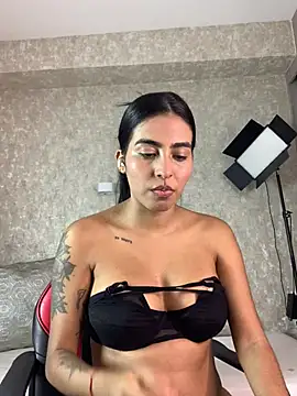 genesissara online show from May 17, 2026, 9:22 pm