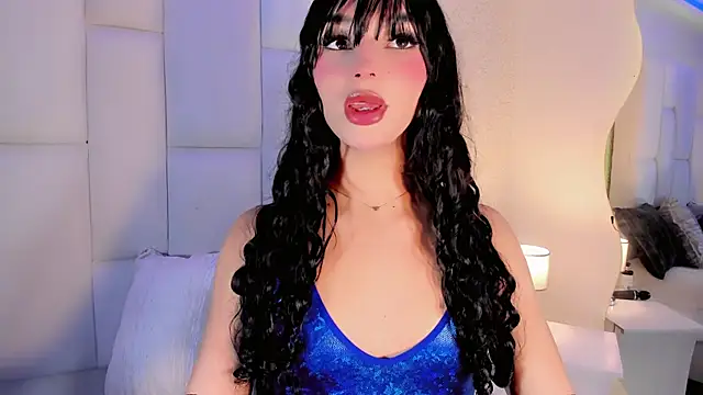 Angeles Busst online show from December 1, 2025, 9:09 pm