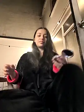 CAYLINCOLLINS online show from October 19, 2025, 4:02 am