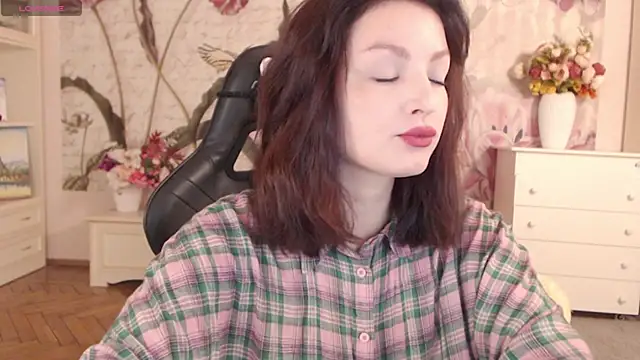 BritneyBarker online show from September 20, 2025, 2:23 am