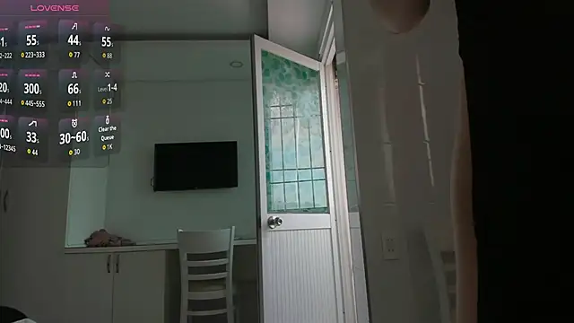 Yuki miiii online show from November 30, 2025, 12:14 am