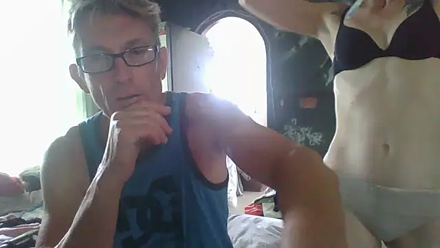 Snapshot of xylegs chatting on February 8, 2025, 7:59 am xylegs online show from February 8, 2025, 7:59 am