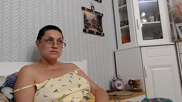 Soffya Soy online show from June 7, 2026, 10:46 pm
