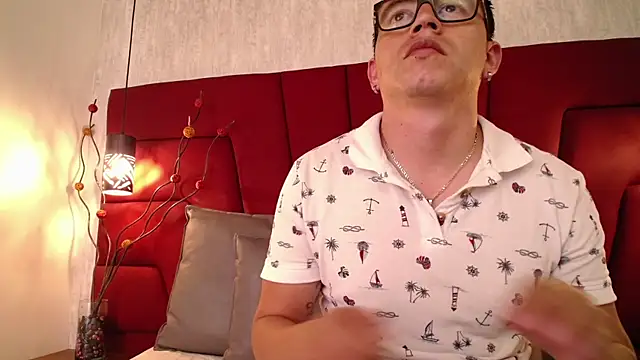 Freya and Freyr online show from January 23, 2025, 7:40 pm