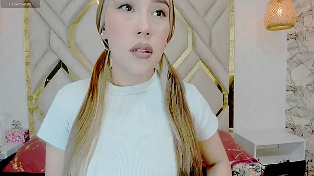 Lannajansen online show from January 24, 2025, 1:14 pm