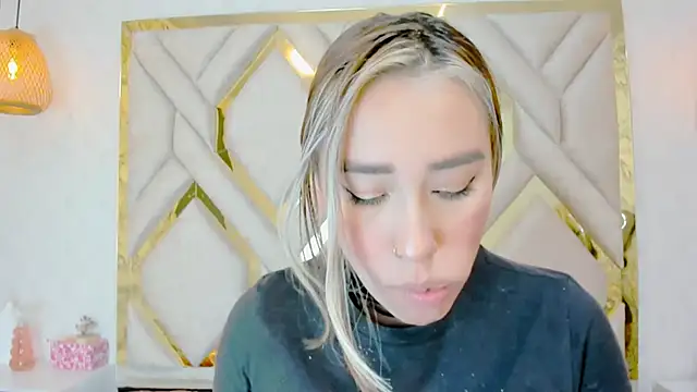 Lannajansen online show from February 4, 2025, 4:50 pm