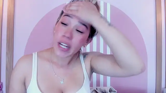 Lannajansen online show from March 12, 2026, 2:01 pm