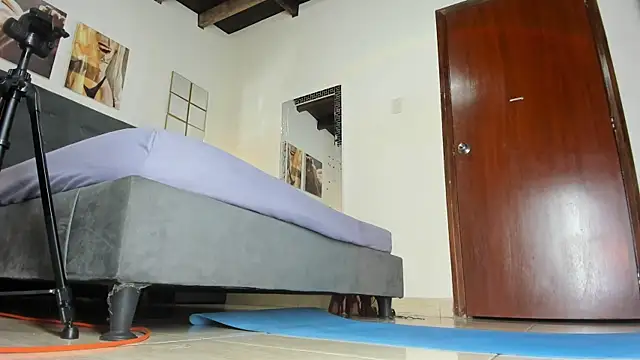 Akemirosse online show from March 14, 2025, 5:16 am