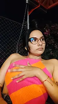 ruby  00 online show from February 26, 2025, 11:48 pm