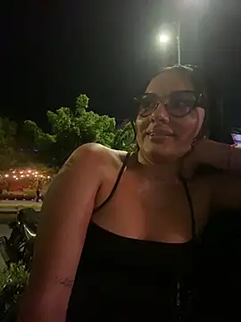 ruby  00 online show from March 22, 2025, 1:11 am