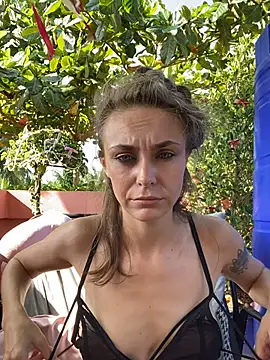 Snapshot of White_Lu chatting on February 28, 2026, 2:12 am White Lu online show from February 28, 2026, 2:12 am