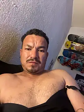 paullliliu online show from January 7, 2026, 12:51 pm