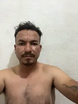 paullliliu online show from May 27, 2026, 1:57 am