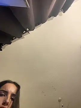 EllaEroticaX online show from October 30, 2025, 5:24 pm