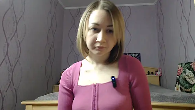 Snapshot of DaddysSluttyGirl2001 chatting on March 6, 2025, 3:02 pm DaddysSluttyGirl2001 online show from March 6, 2025, 3:02 pm