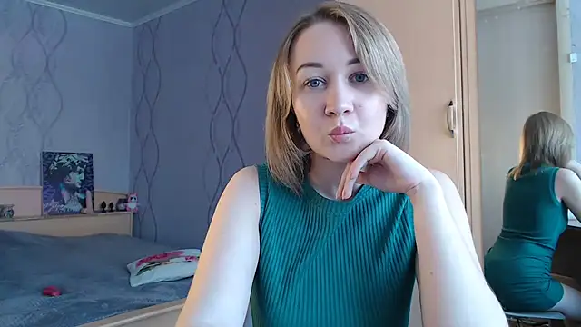 Snapshot of DaddysSluttyGirl2001 chatting on March 11, 2025, 9:02 am DaddysSluttyGirl2001 online show from March 11, 2025, 9:02 am