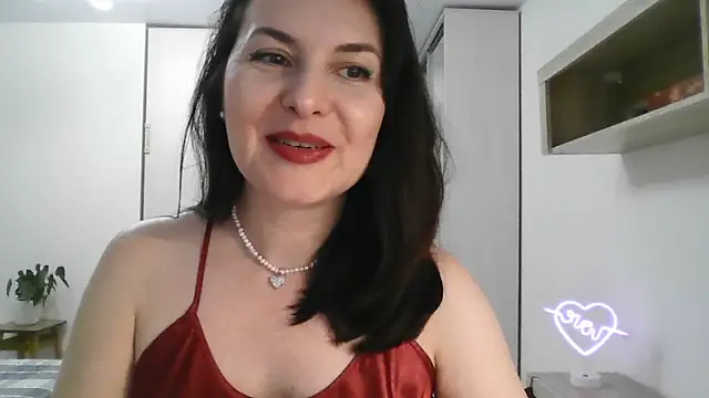 Snapshot of Victoria_Glam chatting on January 24, 2025, 11:23 pm Victoria Glam online show from January 24, 2025, 11:23 pm