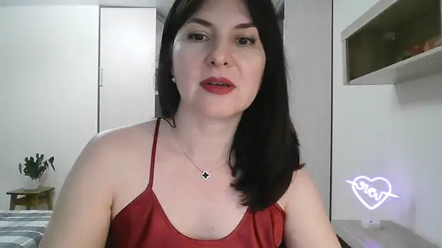 Snapshot of Victoria_Glam chatting on February 3, 2025, 11:58 pm Victoria Glam online show from February 3, 2025, 11:58 pm
