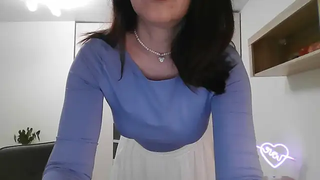 Snapshot of Victoria_Glam chatting on February 4, 2025, 4:50 pm Victoria Glam online show from February 4, 2025, 4:50 pm