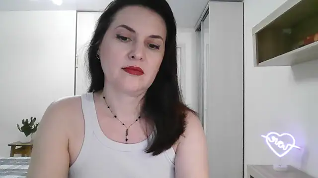 Snapshot of Victoria_Glam chatting on February 17, 2025, 6:26 pm Victoria Glam online show from February 17, 2025, 6:26 pm