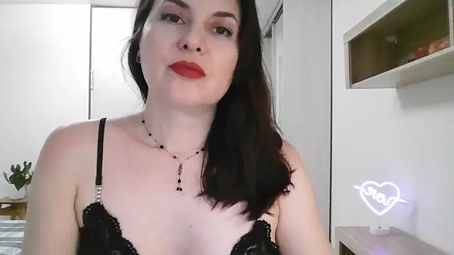 Snapshot of Victoria_Glam chatting on February 17, 2025, 9:30 pm Victoria Glam online show from February 17, 2025, 9:30 pm