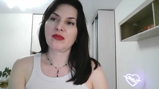 Snapshot of Victoria_Glam chatting on February 28, 2025, 9:44 pm Victoria Glam online show from February 28, 2025, 9:44 pm
