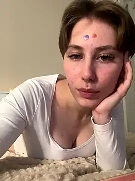 Molli Luv online show from September 10, 2025, 3:45 pm